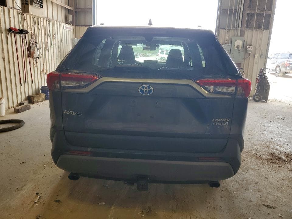 2020 TOYOTA RAV4 LIMITED 6