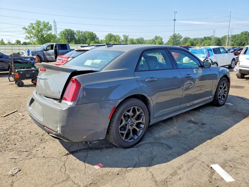 2018 CHRYSLER 300 S 3