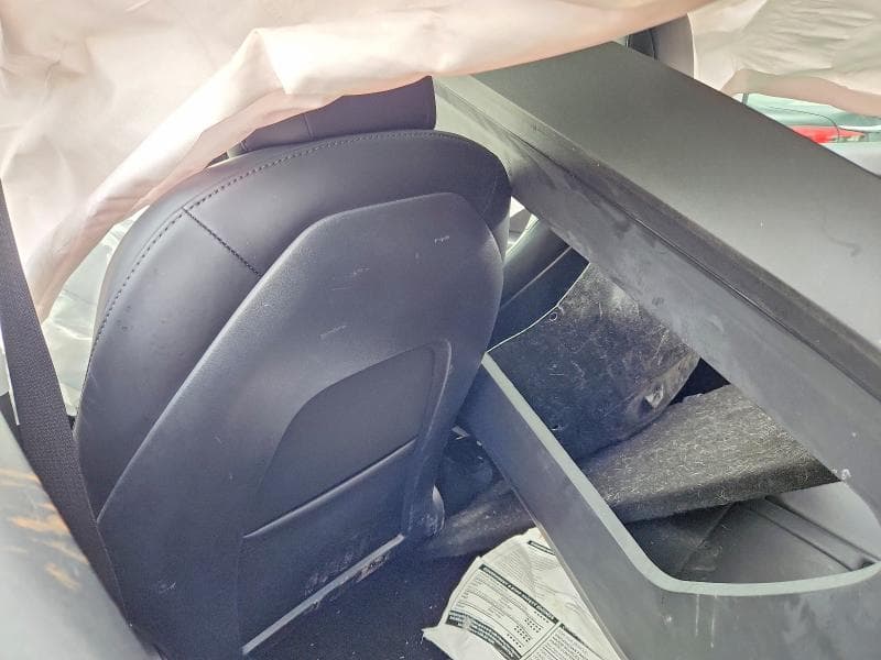 2022 TESLA MODEL Y 8