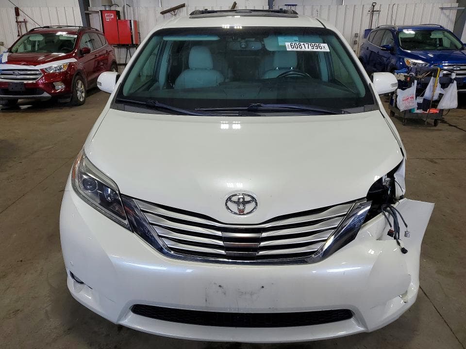 2017 TOYOTA SIENNA LIMITED PREMIUM 7-PASSENGER LIMITED PREMIUM 7-PASSENGER 5
