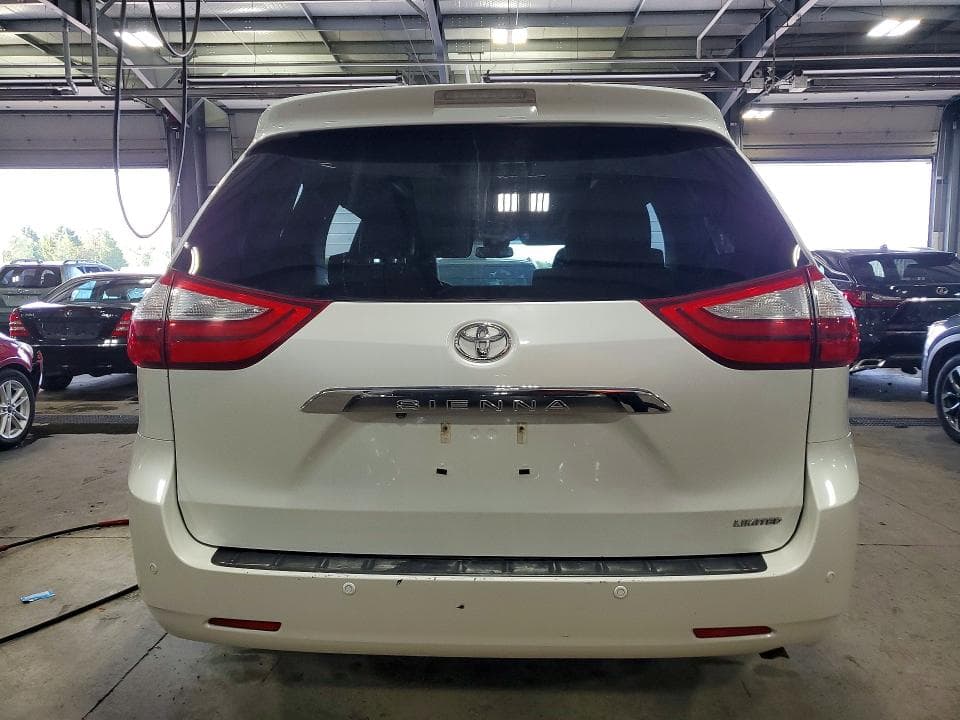 2017 TOYOTA SIENNA LIMITED PREMIUM 7-PASSENGER LIMITED PREMIUM 7-PASSENGER 6