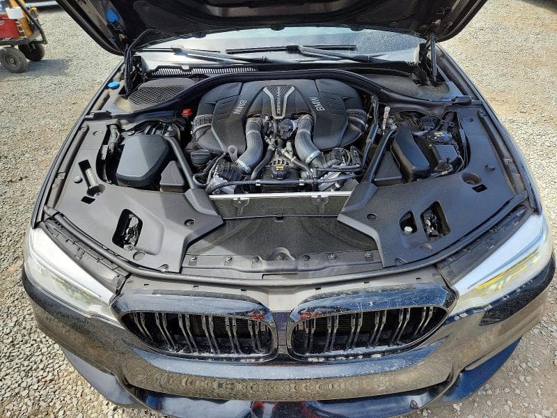 2018 BMW M550XI 11