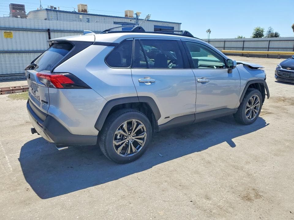 2025 TOYOTA RAV4 LIMITED 3