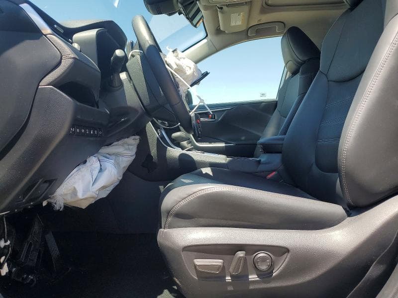2025 TOYOTA RAV4 LIMITED 7