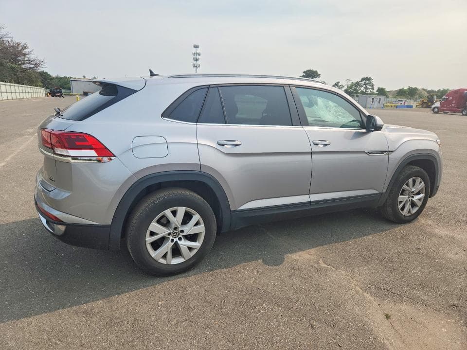 2020 VOLKSWAGEN ATLAS CROSS SPORT S 3