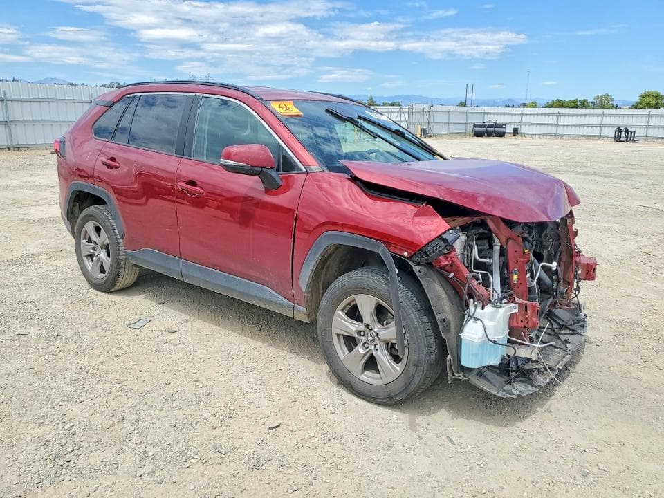 2023 TOYOTA RAV4 XLE 4