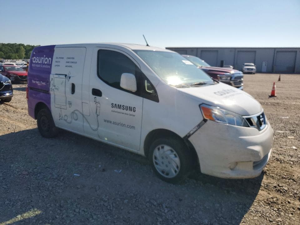 2019 NISSAN NV200 SV SV 4