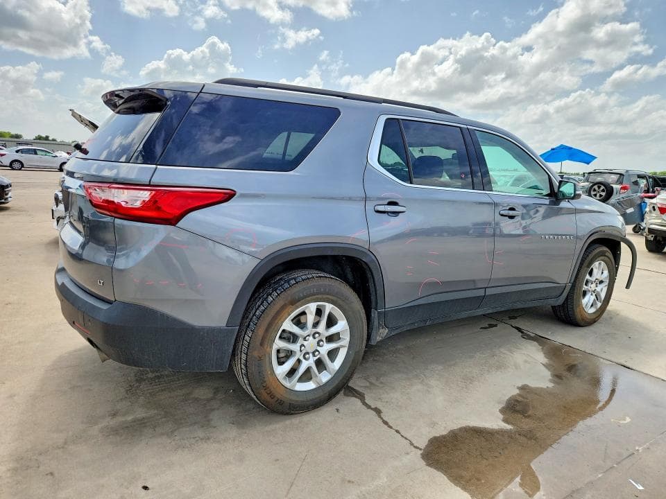 2021 CHEVROLET TRAVERSE LT 3