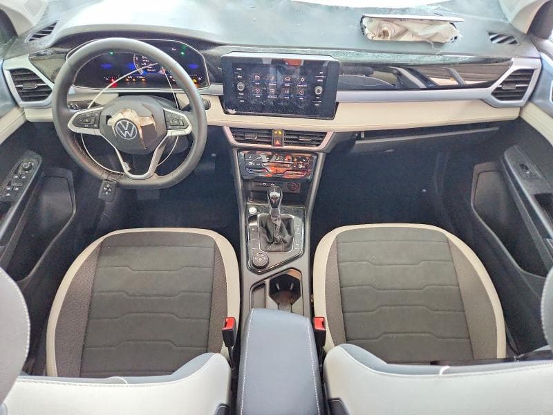 2026 VOLKSWAGEN TAOS SE 8