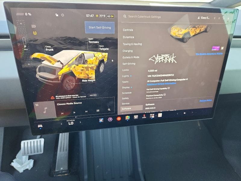2024 TESLA CYBERTRUCK 9