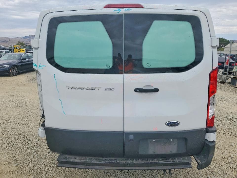 2019 FORD TRANSIT 250 DELIVERY VAN 6