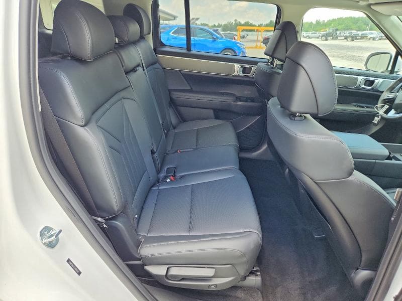2026 HYUNDAI SANTA FE SEL 11