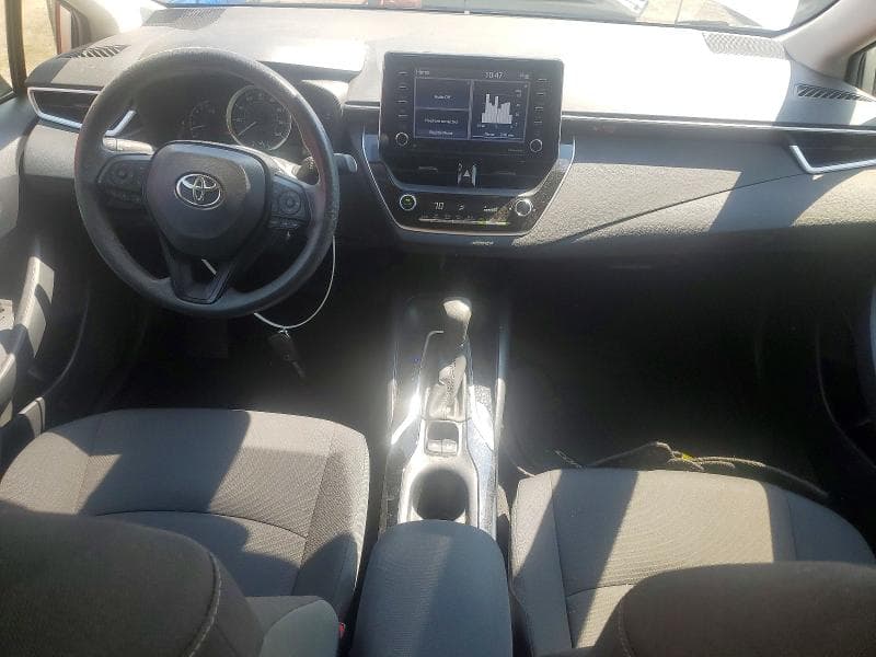 2021 TOYOTA COROLLA LE LE 8