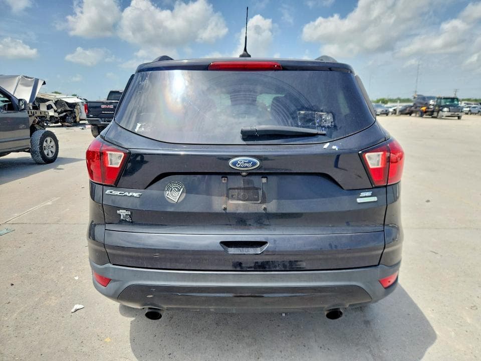2019 FORD ESCAPE SE SE 6