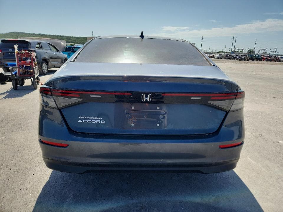 2024 HONDA ACCORD EX 6