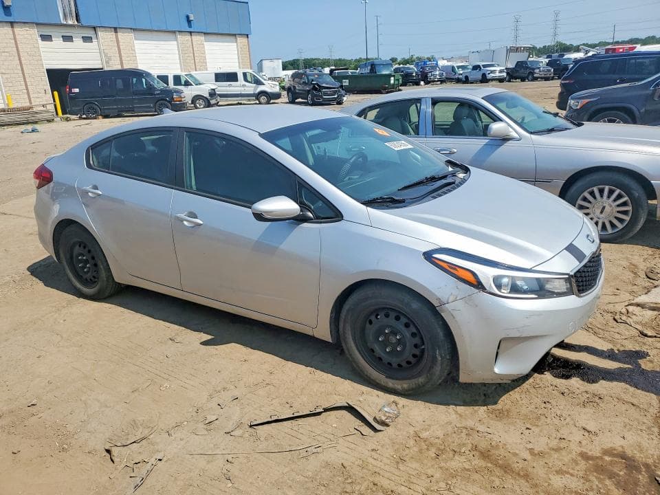 2017 KIA FORTE LX 4