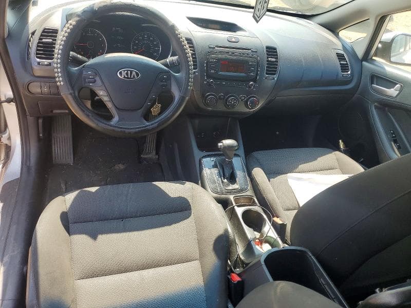 2017 KIA FORTE LX 8