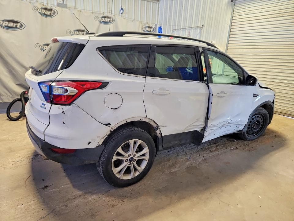 2018 FORD ESCAPE SE 3