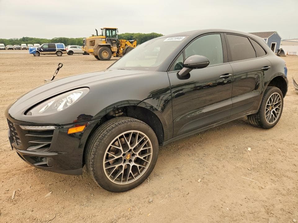 2018 PORSCHE MACAN - 1