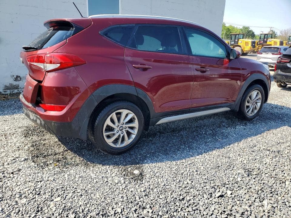2017 HYUNDAI TUCSON SE 3