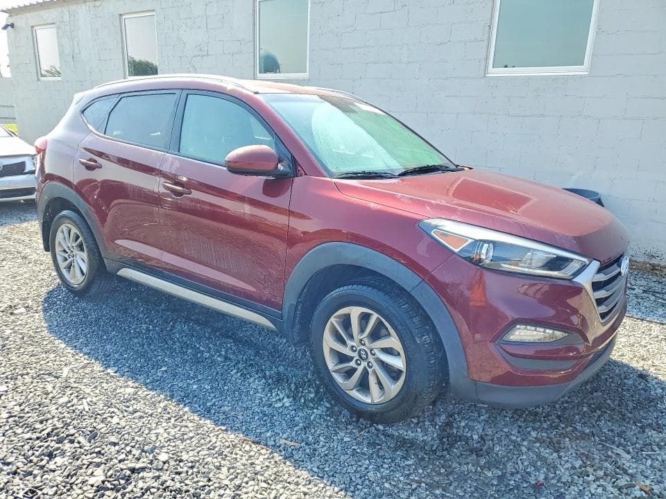 2017 HYUNDAI TUCSON SE 4