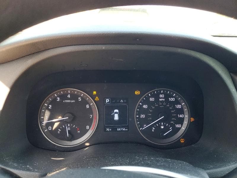 2017 HYUNDAI TUCSON SE 9