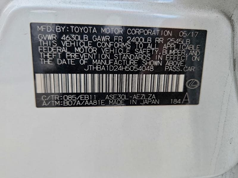 2017 LEXUS IS 200T 12