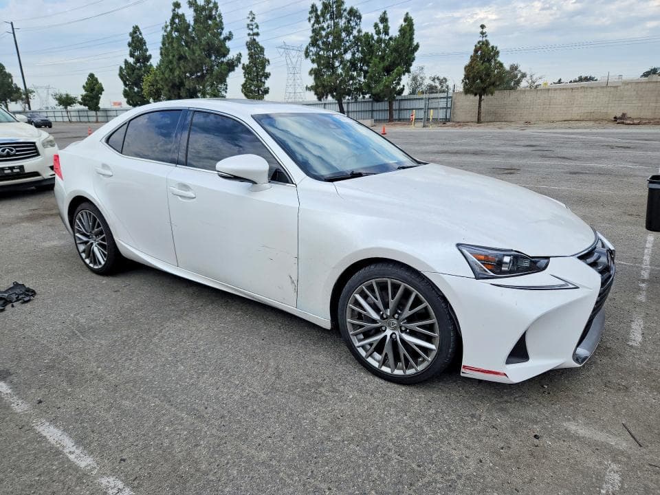 2017 LEXUS IS 200T 4