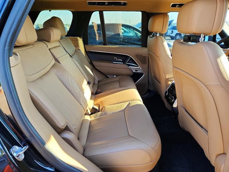 2025 LAND ROVER RANGE ROVER SE 11