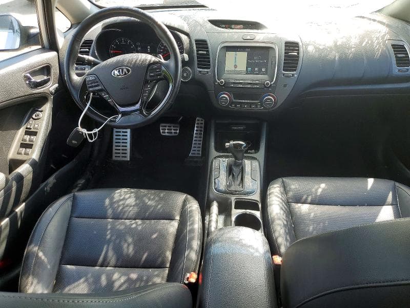 2017 KIA FORTE EX EX 8