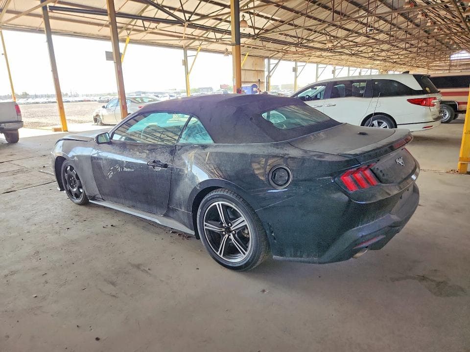 2024 FORD MUSTANG 2