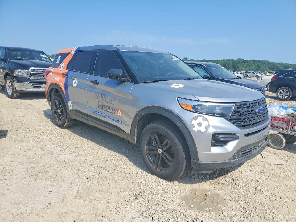 2022 FORD EXPLORER 4