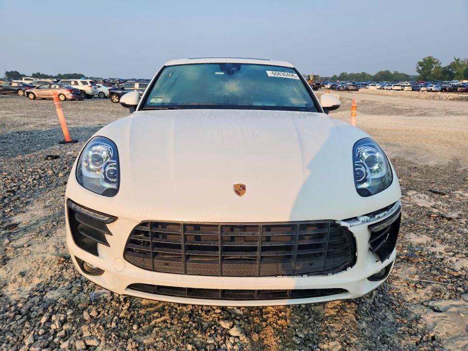 2017 PORSCHE MACAN 5