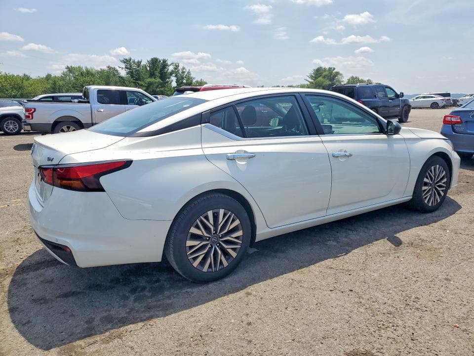 2024 NISSAN ALTIMA 3