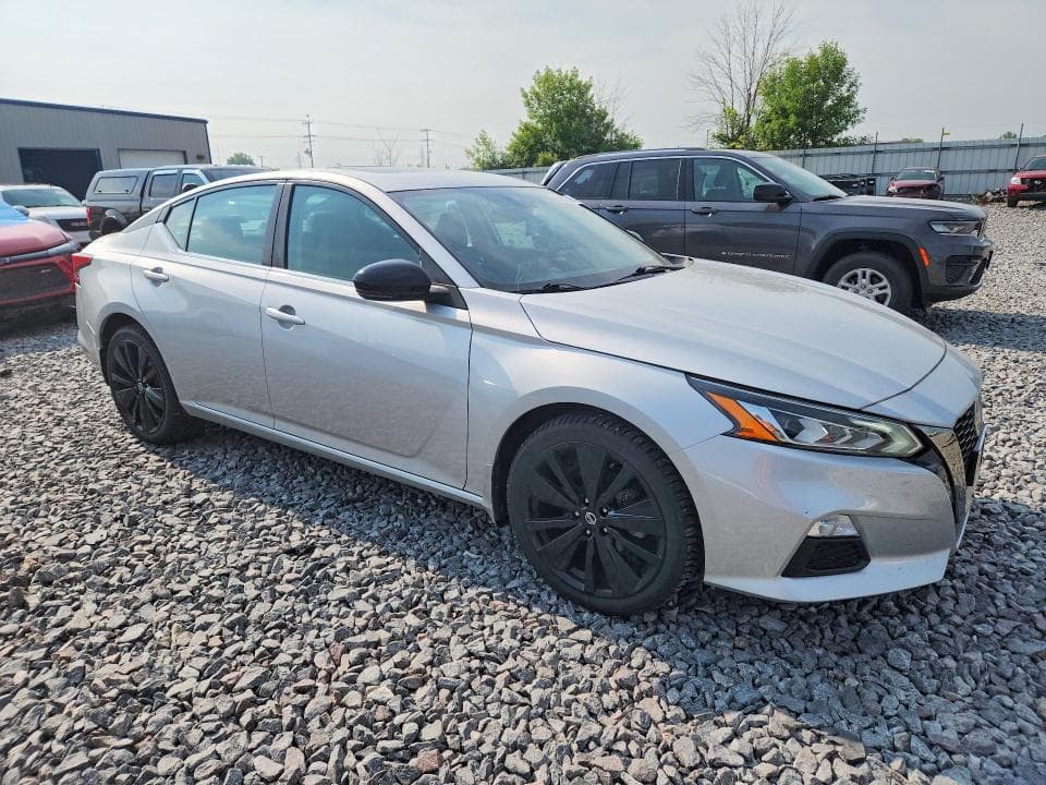 2020 NISSAN ALTIMA SR 4