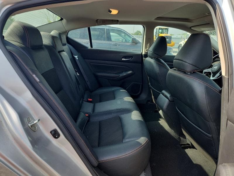 2020 NISSAN ALTIMA SR 10