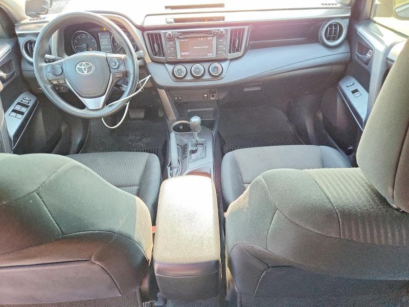 2018 TOYOTA RAV4 LE 8