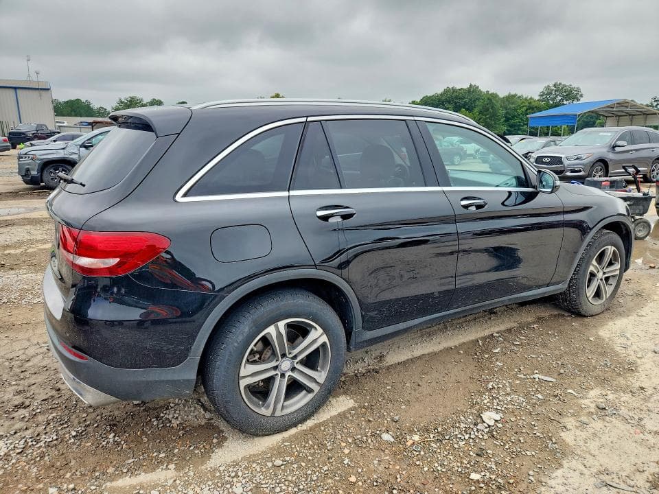 2017 MERCEDES-BENZ GLC 300 300 3