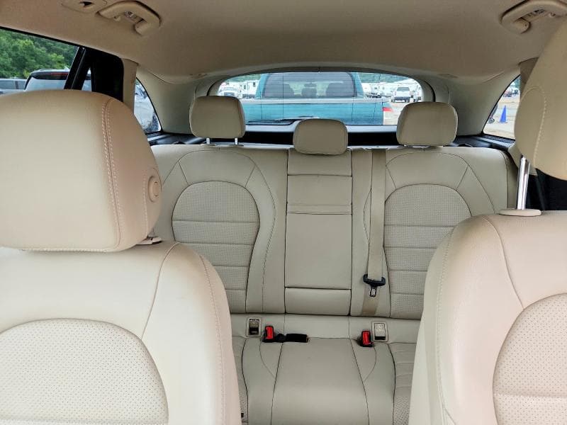 2017 MERCEDES-BENZ GLC 300 300 10