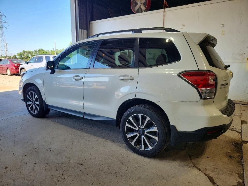 2017 SUBARU FORESTER 2.0XT PREMIUM 2