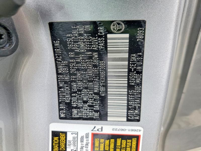 2017 TOYOTA CAMRY SE 12