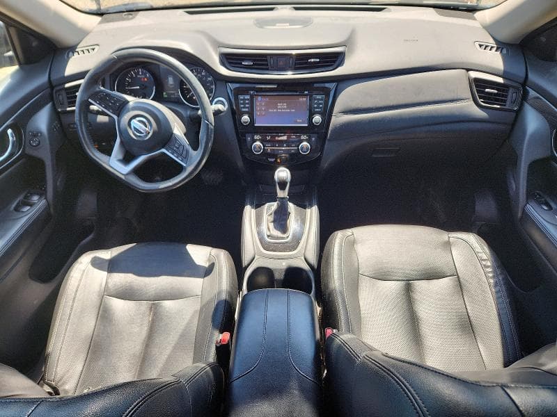 2017 NISSAN ROGUE SL 8