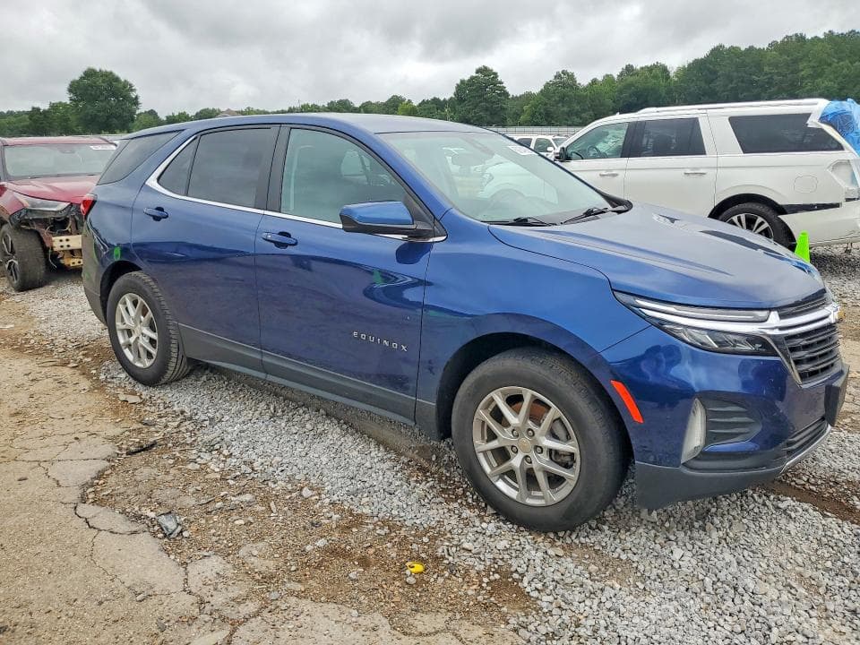 2022 CHEVROLET EQUINOX LT 4