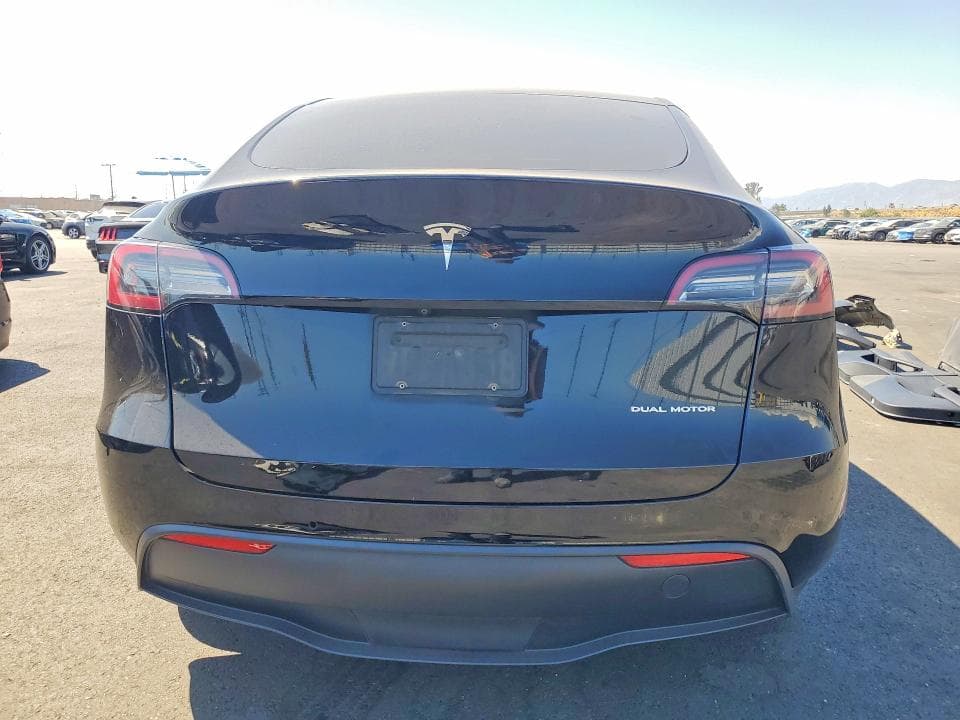 2022 TESLA MODEL Y 6