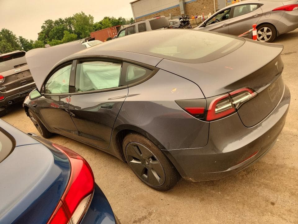 2023 TESLA MODEL 3 2