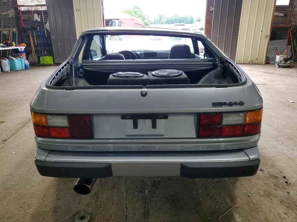 1983 PORSCHE 944 6