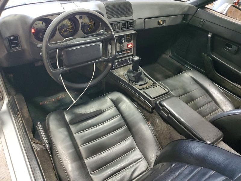 1983 PORSCHE 944 8