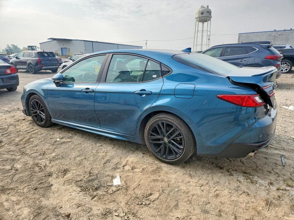 2025 TOYOTA CAMRY SE 2