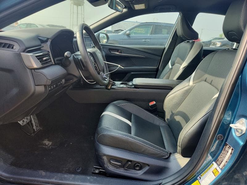2025 TOYOTA CAMRY SE 7