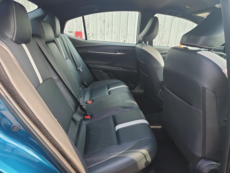 2025 TOYOTA CAMRY SE 10